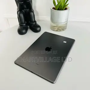 Apple iPad Air 64 GB Black