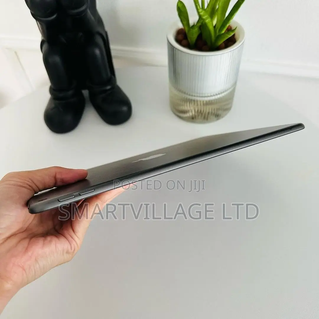Apple iPad Air 64 GB Black
