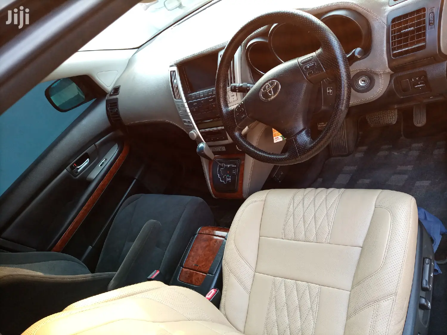 Toyota Harrier 2005 Black