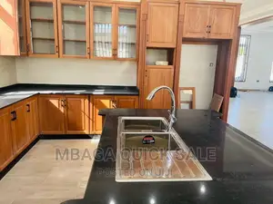 5bdrm House in Mbaga Estate, Kunduchi for sale