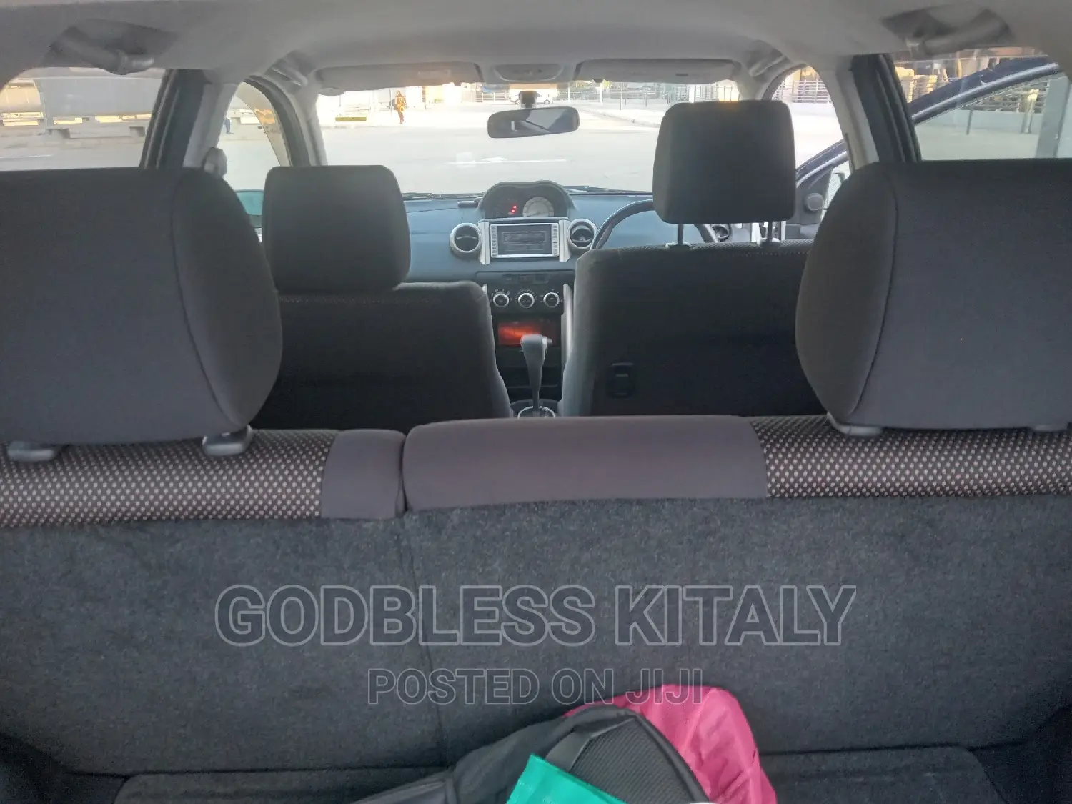 Toyota IST 2004 Silver