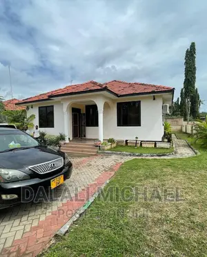 3bdrm House in Mbezibeach for sale