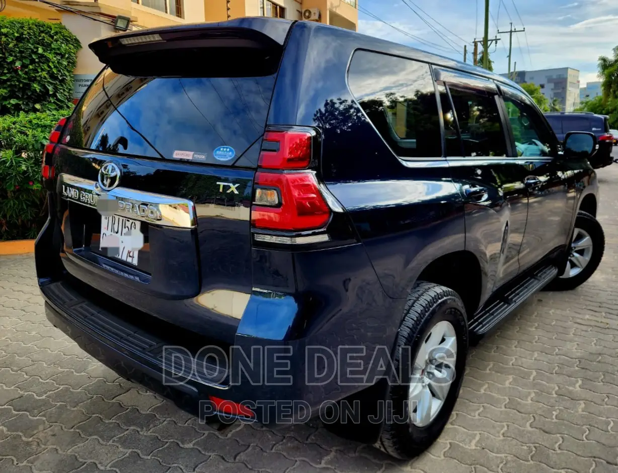 Toyota Land Cruiser Prado 2018 Black
