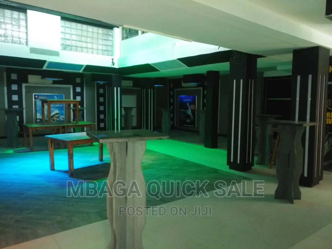 8bdrm House in Missing Near Beach, Msasani for rent