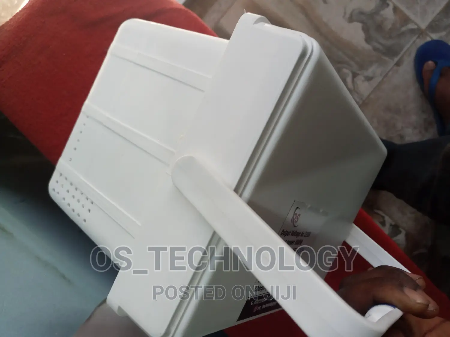 High Power Backup 220v 50hz 400w Peak 800w 67