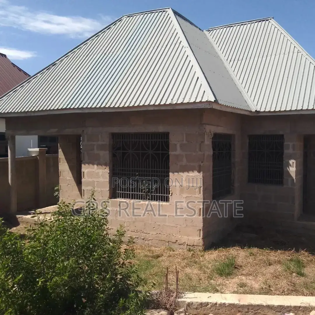 3bdrm House in Kimara Njia Panda, Kinondoni for sale
