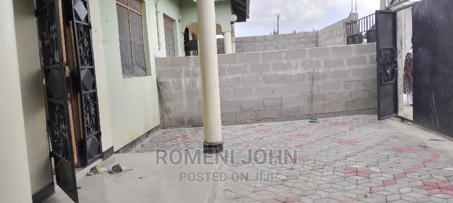 3bdrm Apartment in Tanzania Dsm Ukonga, Ilala for rent