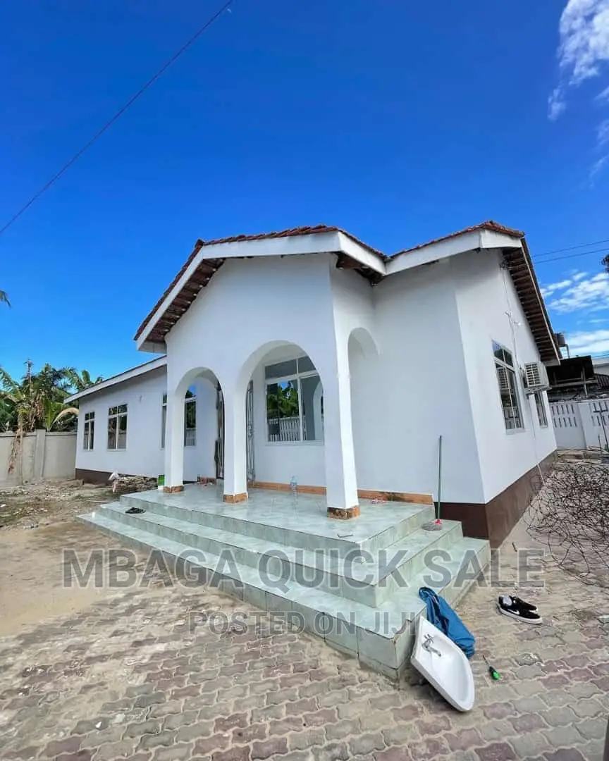 4bdrm Bungalow in Mbezi Beach  Jogoo for rent