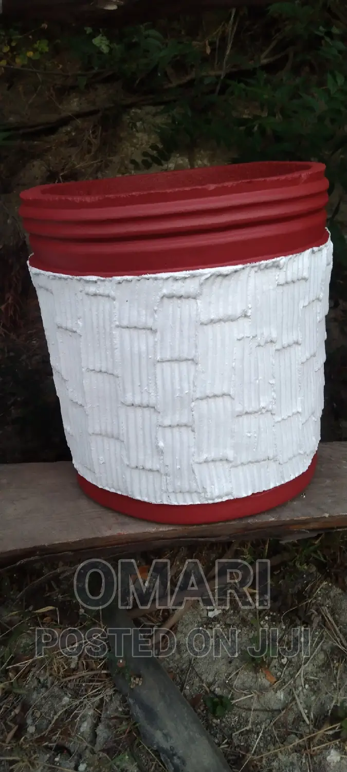 Flower Pots and Planters