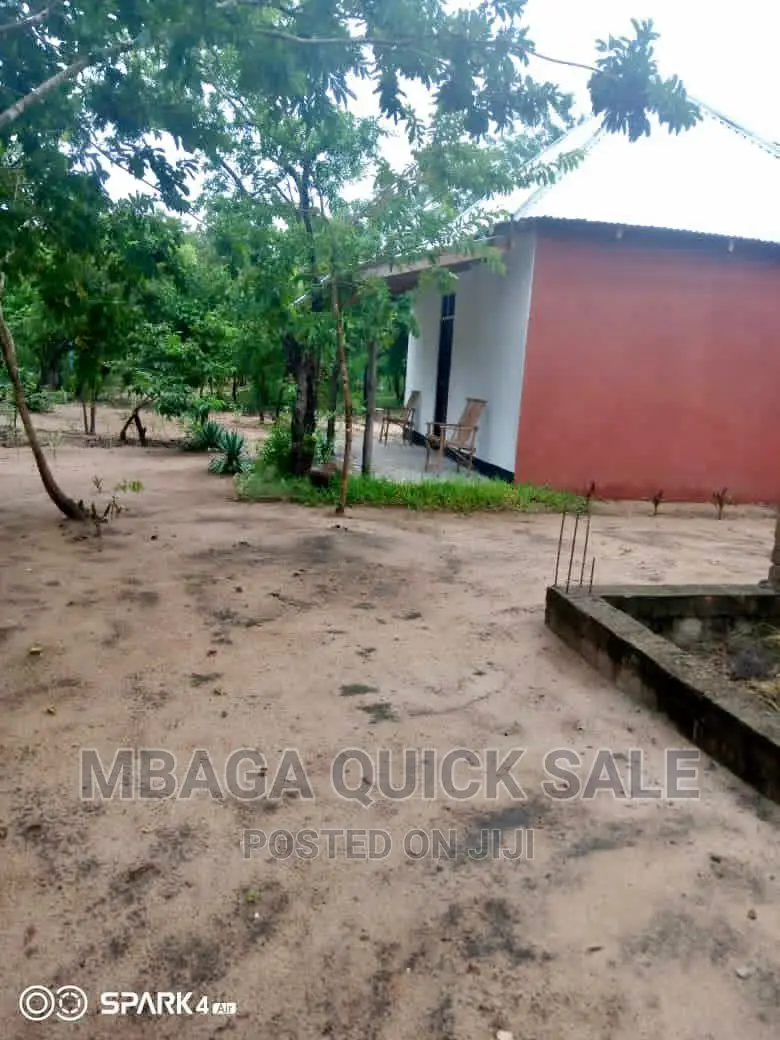 Furnished 5bdrm Bungalow in Mbaga Estate, Mwaseni for sale