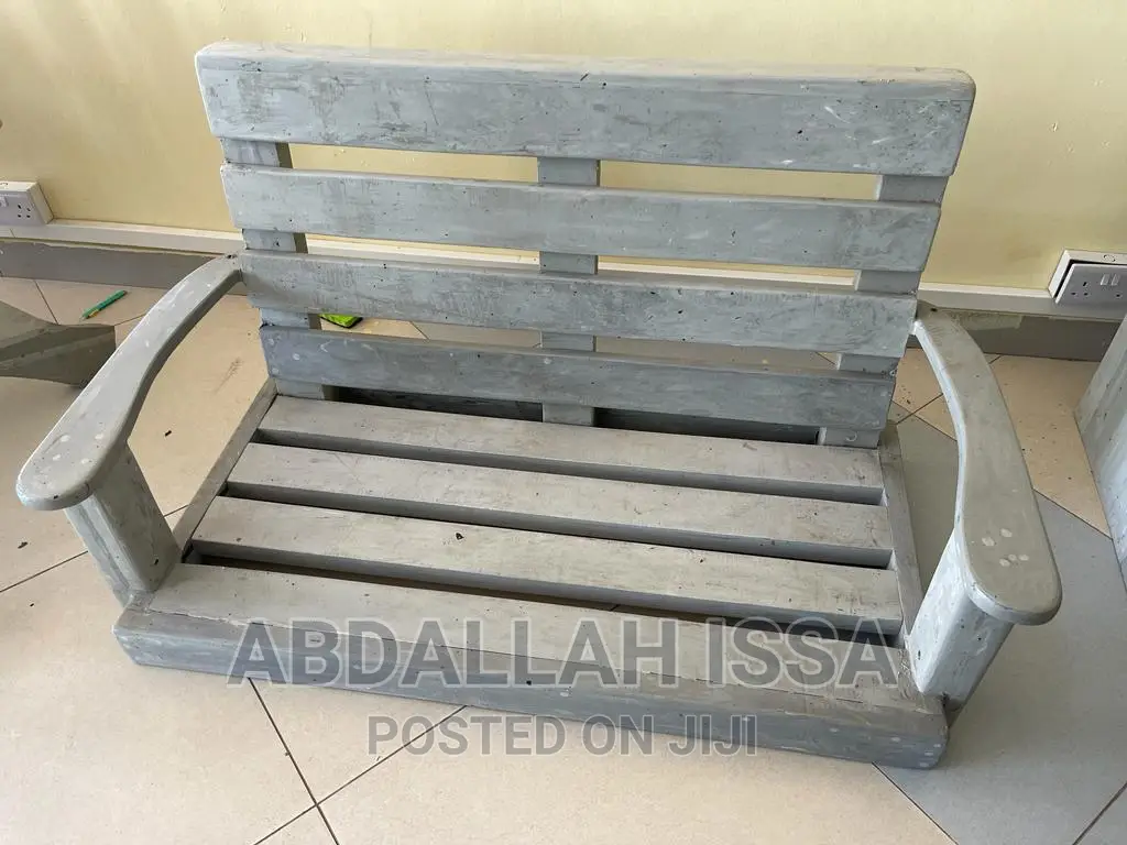 Outdoor Furnitures