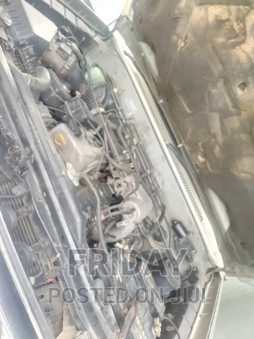 Toyota Land Cruiser Prado 2000 Silver