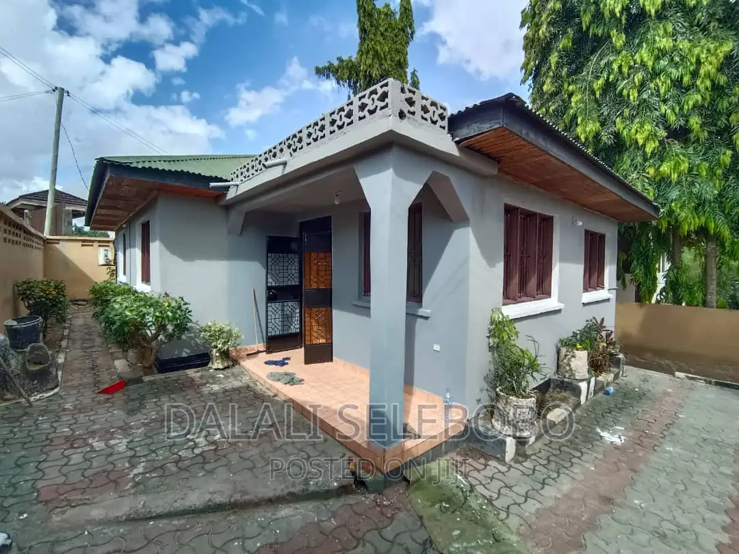 2bdrm Bungalow in Kimara Baruti, Kinondoni for rent