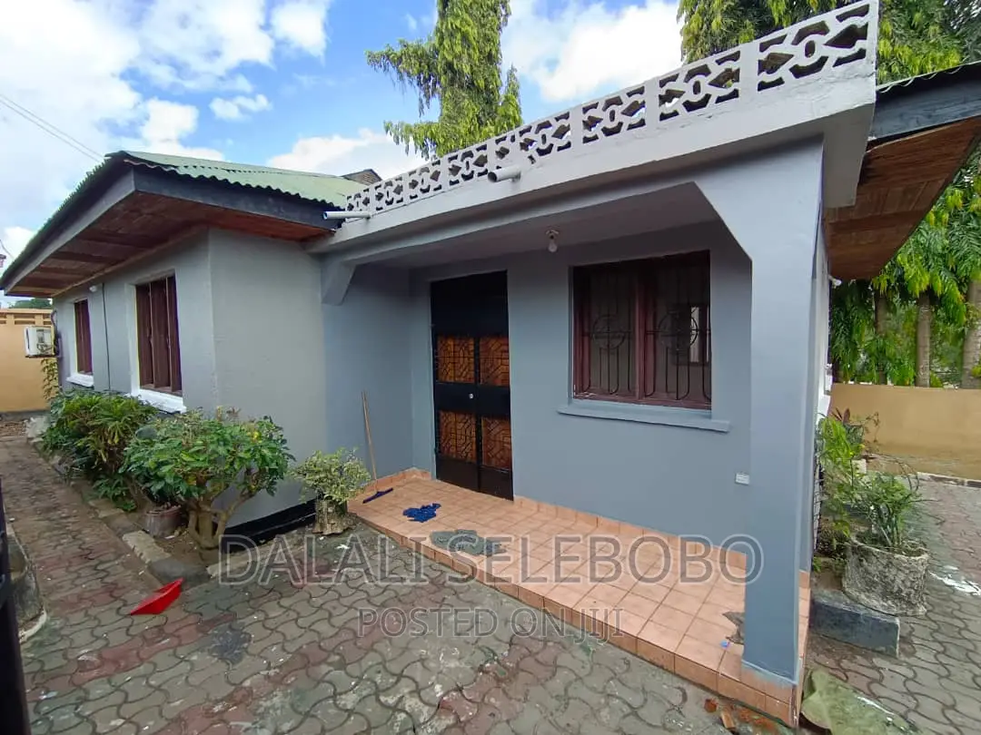 2bdrm Bungalow in Kimara Baruti, Kinondoni for rent