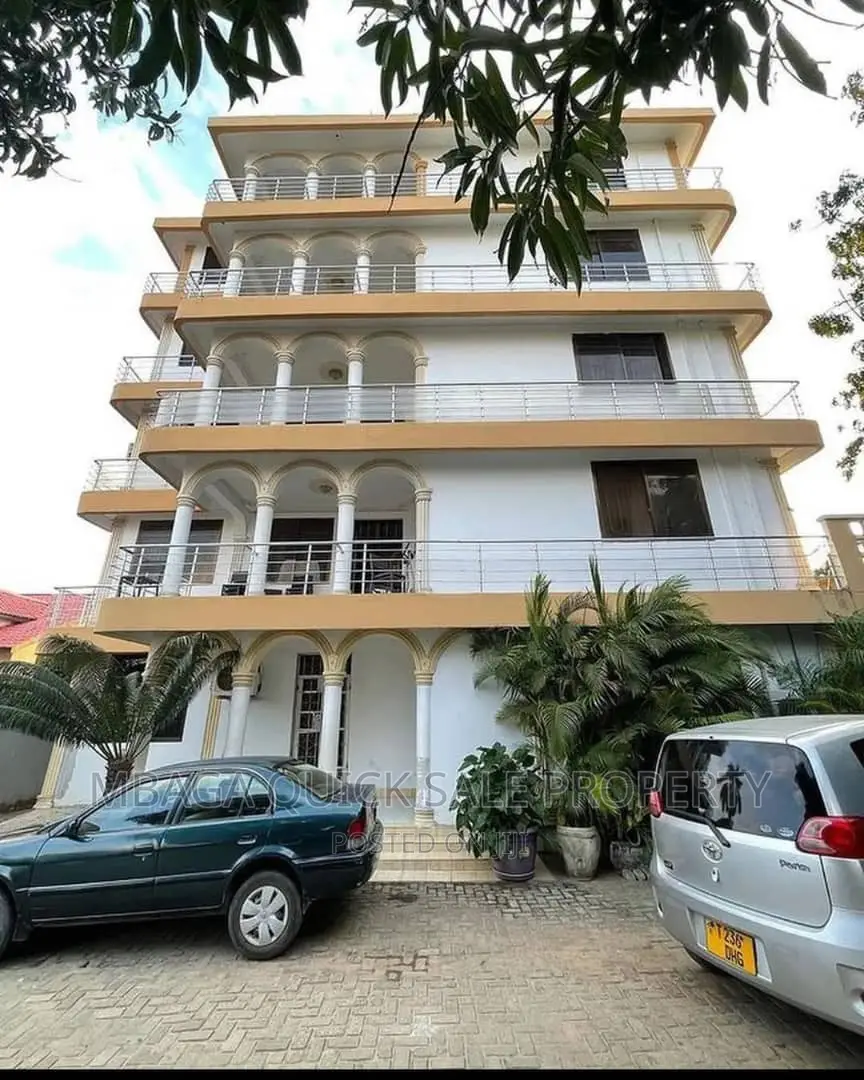 4bdrm Apartment in Mbezi Beach Tank for rent