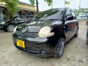 Toyota Sienta 2005 Black