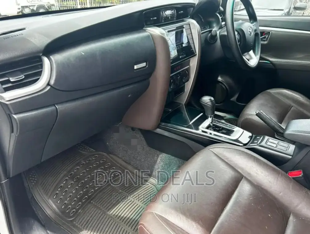 Toyota Fortuner 2018 White