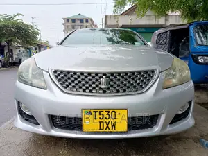 Toyota Crown 2008 Silver