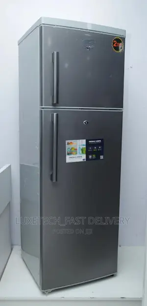 Mr UK Refrigerator With Door Lock