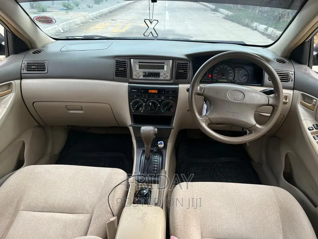 Toyota Corolla 2004 Beige