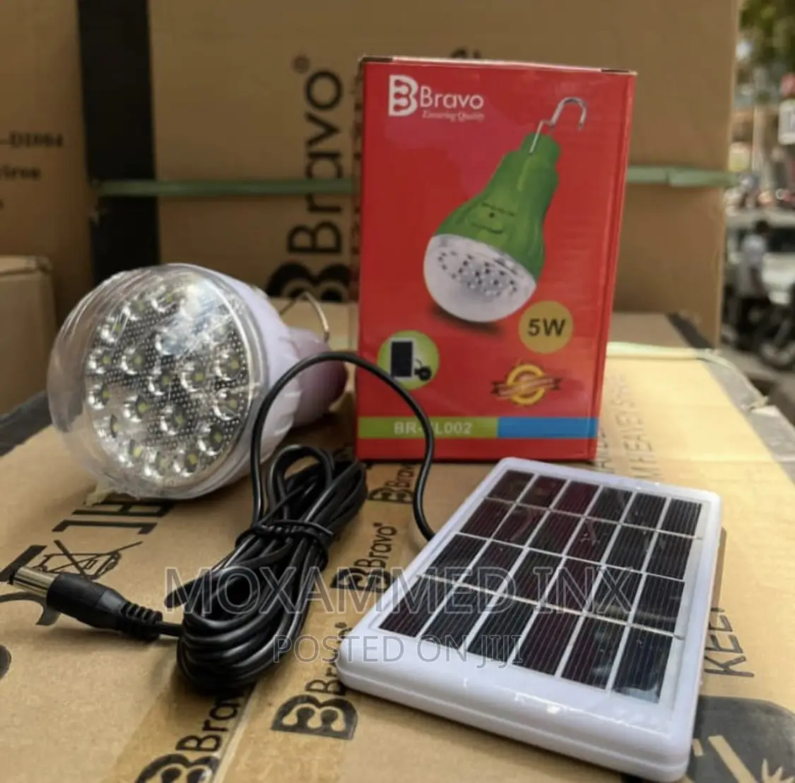 Bravo White Bulb 5W With Solar Panel