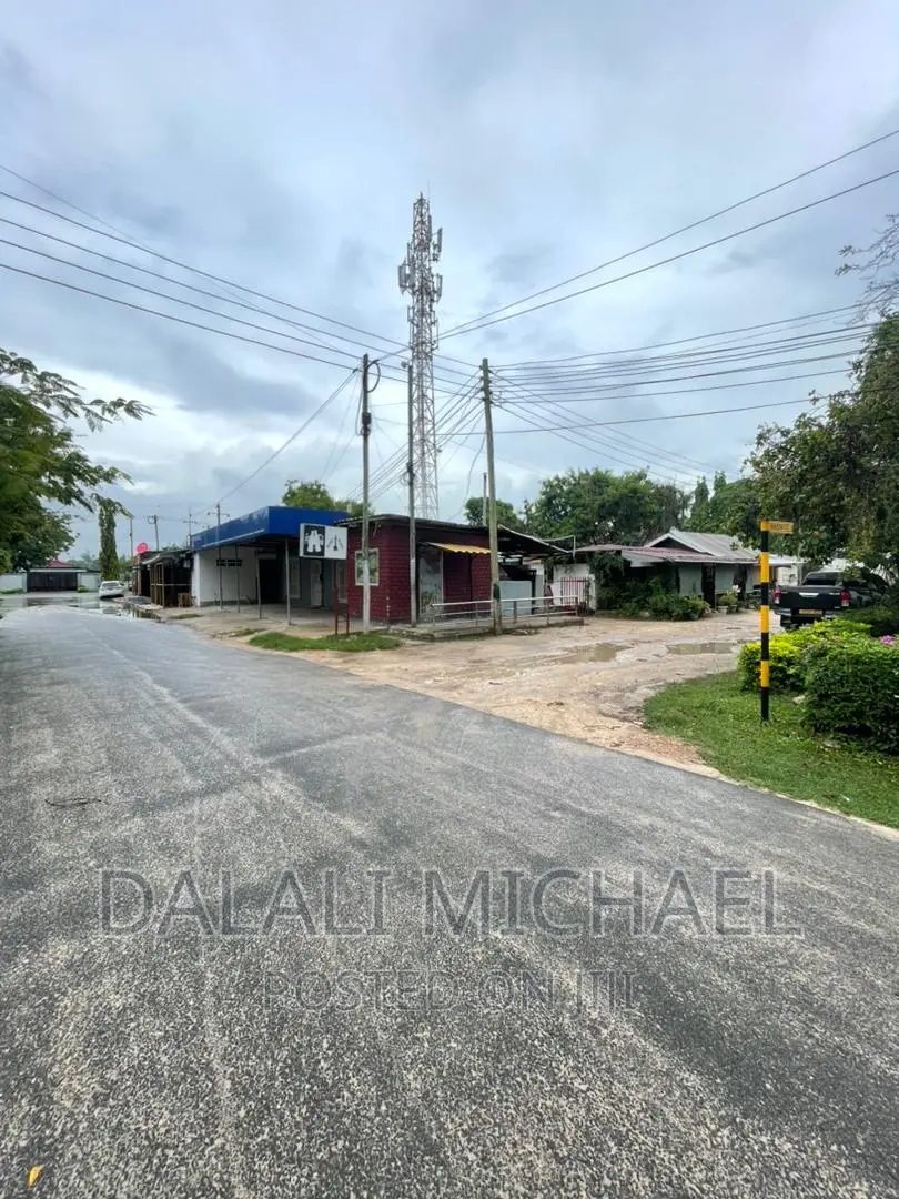 Corner Plot for Sale Masaki 