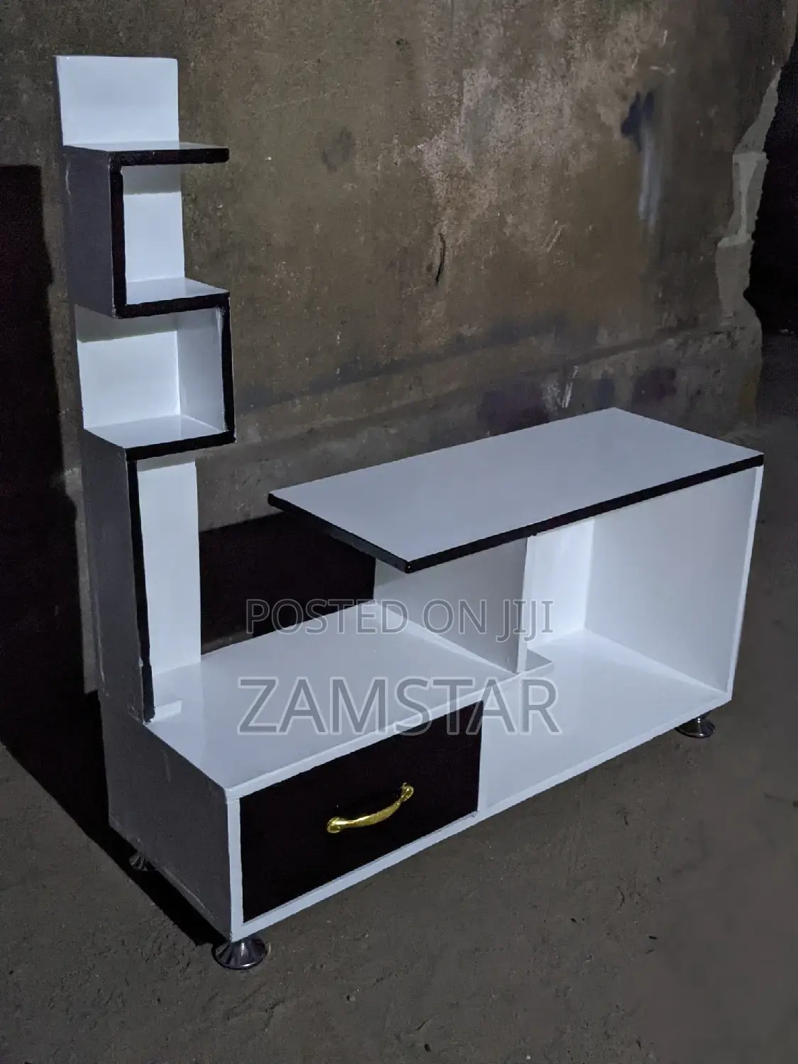Tv Show Case