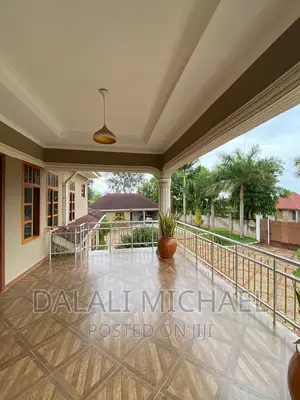 4bdrm House in Bunju Beach for sale