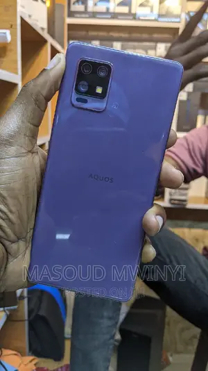 Sharp Aquos zero6 128 GB