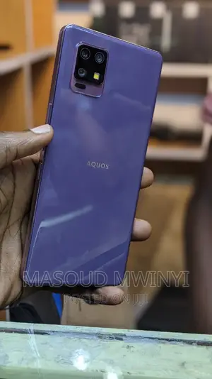 Sharp Aquos zero6 128 GB Purple