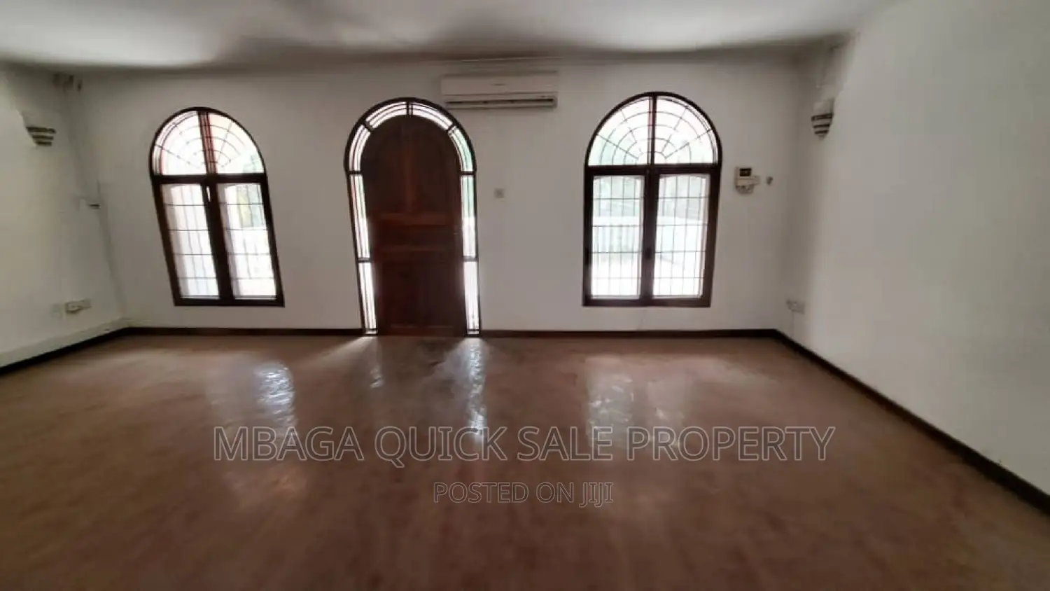 10bdrm House in Regent Estate, Mikocheni for rent