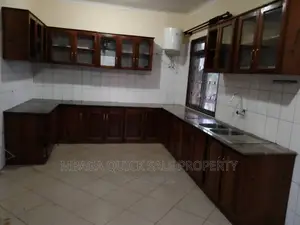 10bdrm House in Mikocheni Kwa  for rent