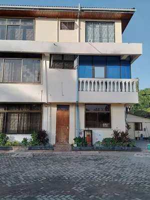 10bdrm House in Mikocheni Kwa  for rent