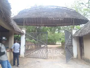 6bdrm Apartment in Tegeta, Kinondoni for sale