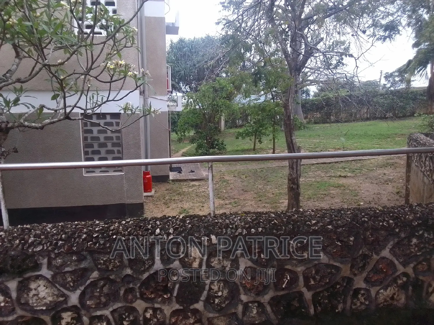 6bdrm Apartment in Tegeta, Kinondoni for sale
