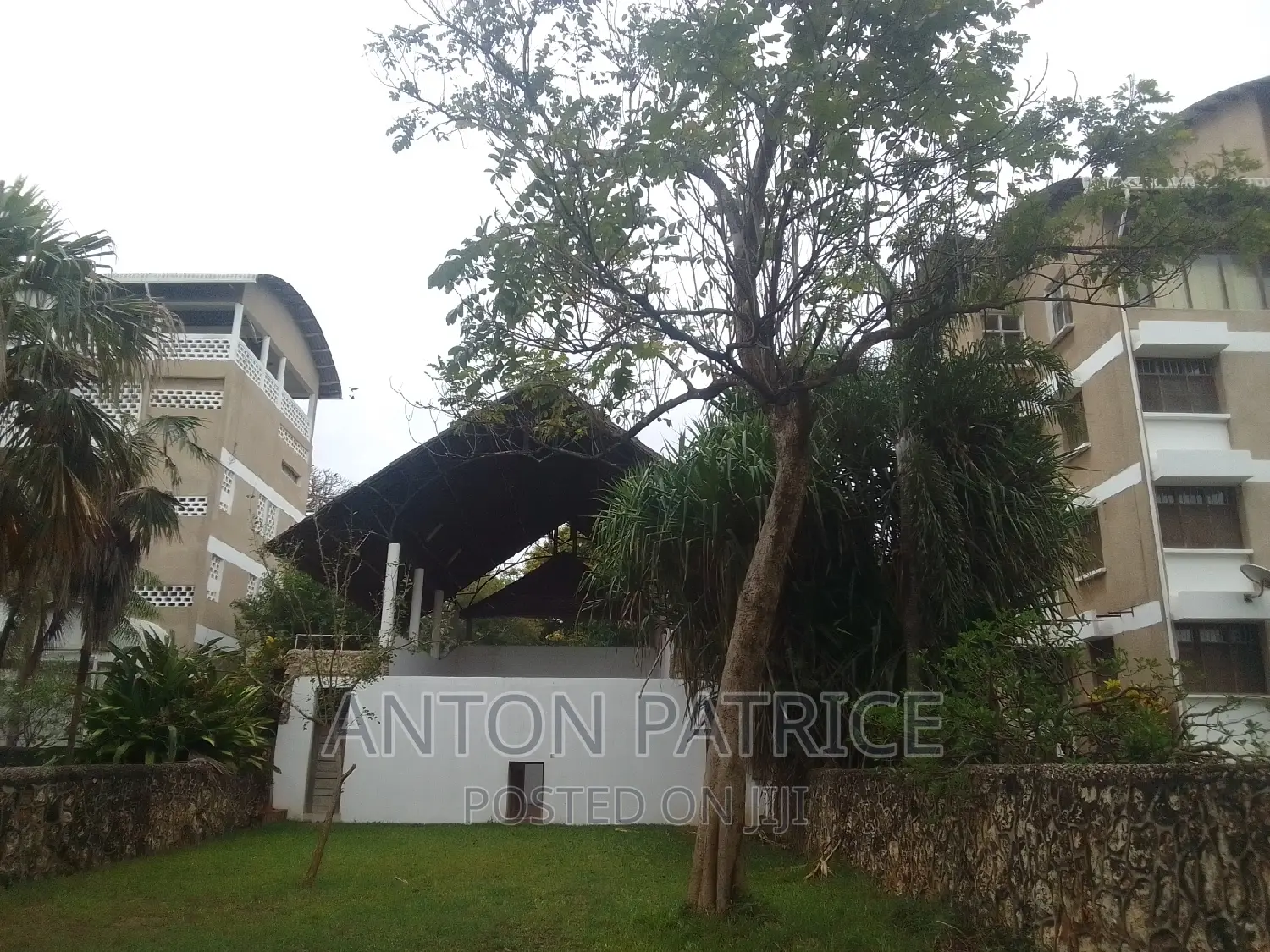 6bdrm Apartment in Tegeta, Kinondoni for sale