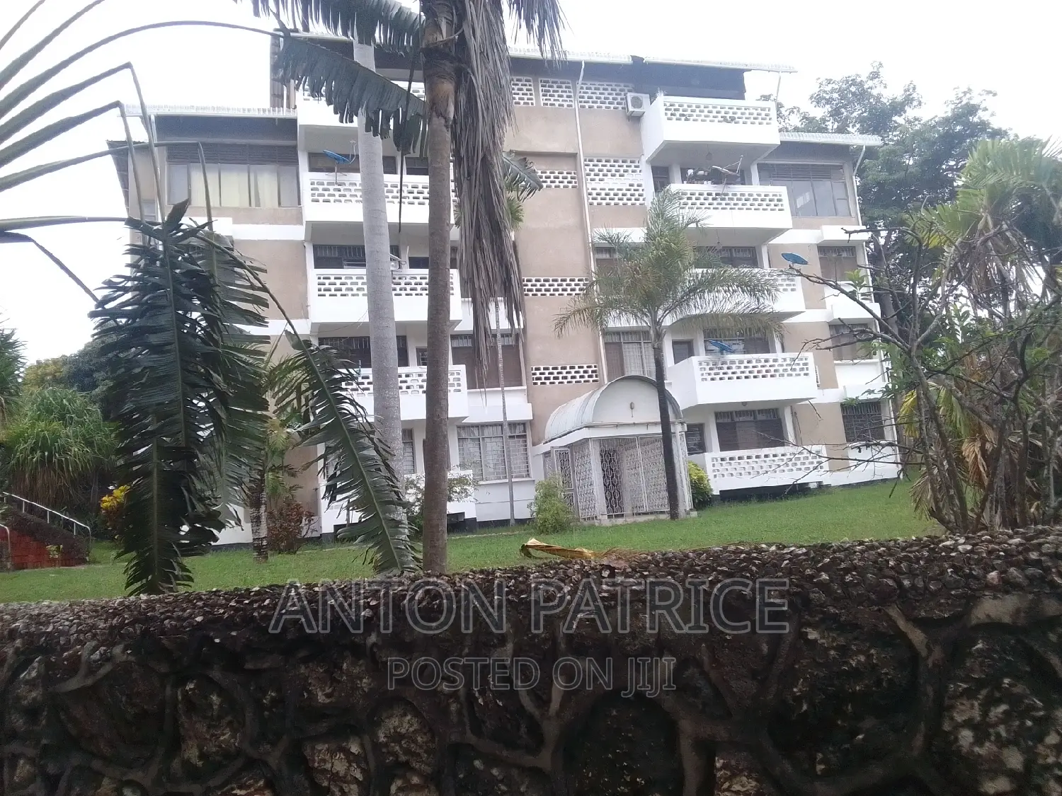 6bdrm Apartment in Tegeta, Kinondoni for sale