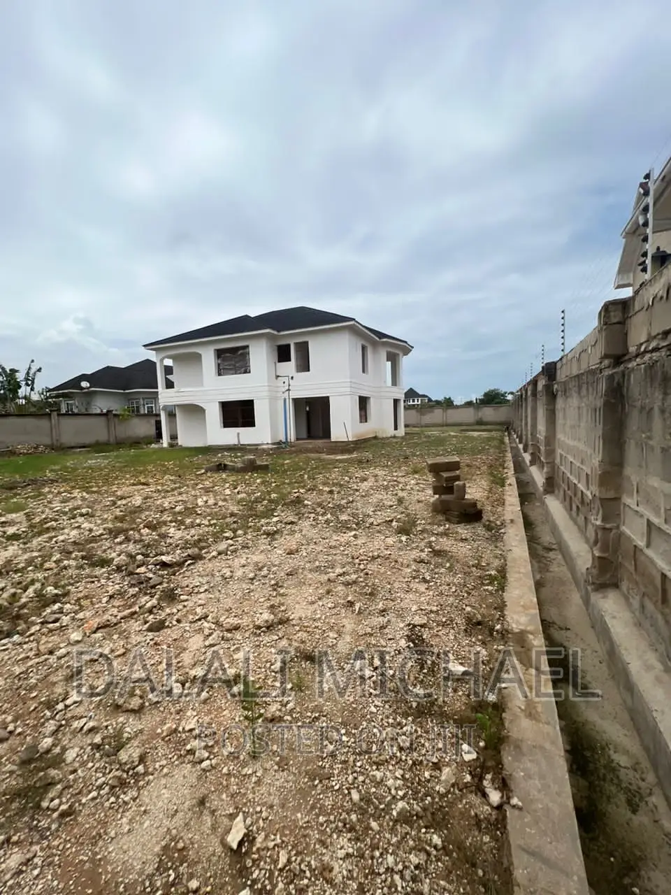 5bdrm House in Mbweni for sale