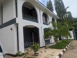 4bdrm Villa in Masaki, Msasani for rent