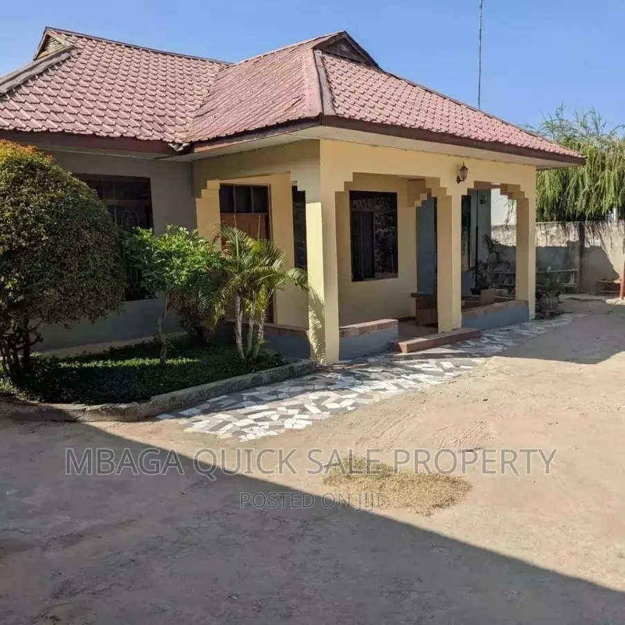 3bdrm Apartment in Mbaga Estate, Mbezi Beach for rent