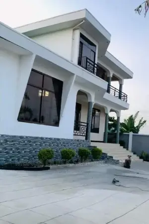 5bdrm House in Mbaga Estate, Goba for sale