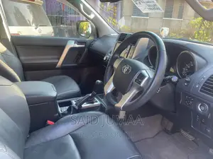 Toyota Land Cruiser Prado 2.7 i 2011 Black