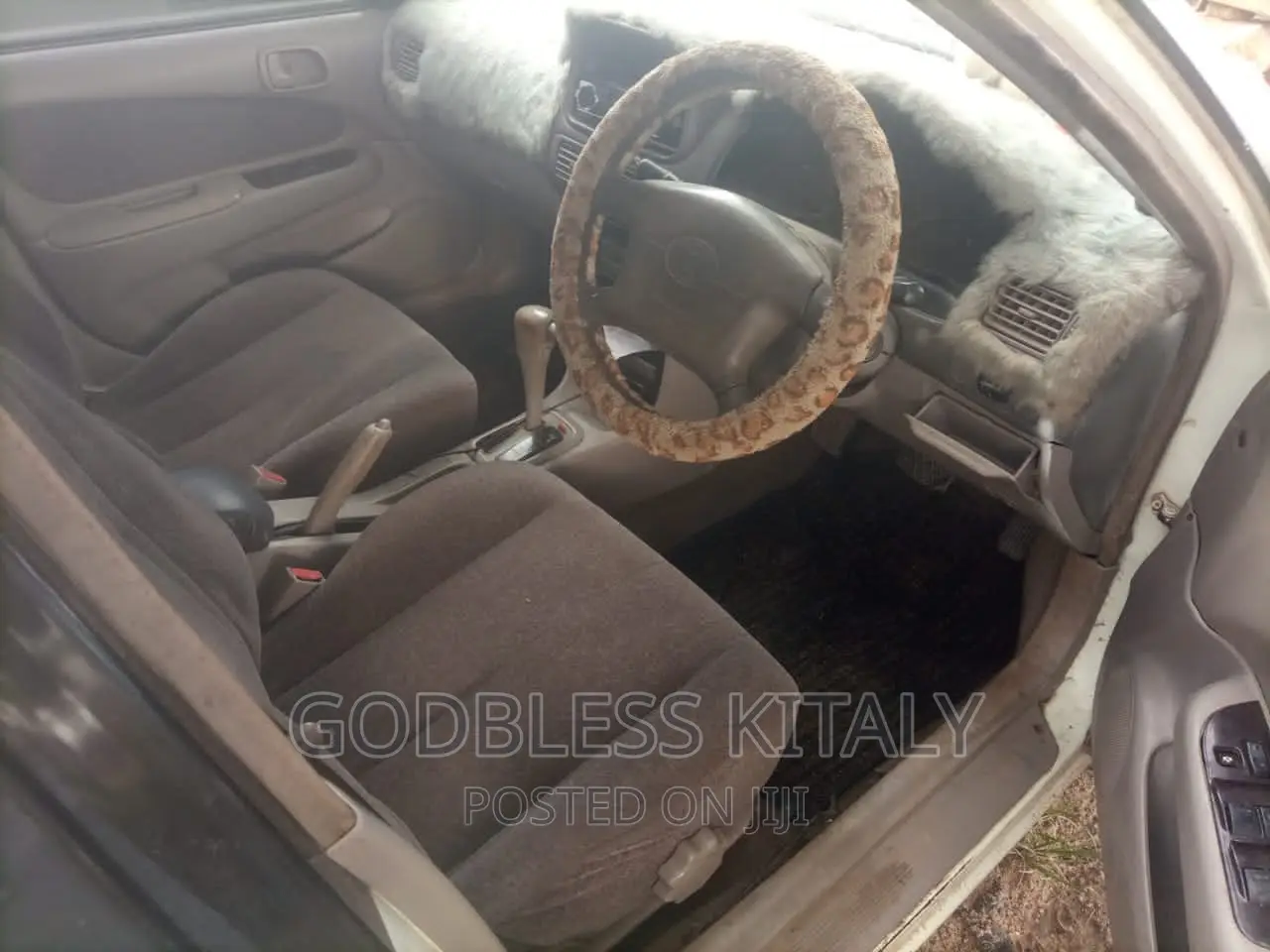 Toyota Corolla II 1997 White
