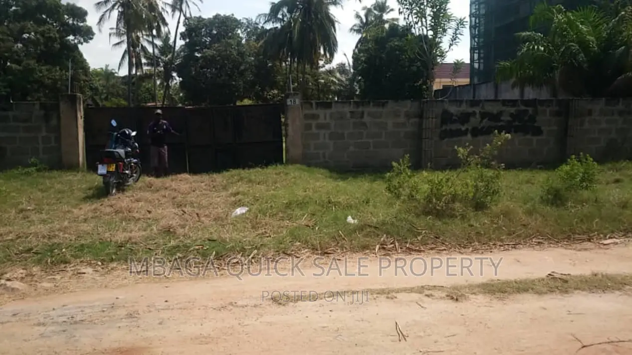 10bdrm Farm House in Mbezi Beach for rent