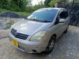 Toyota Corolla Spacio 1.5 V 2003 Gold