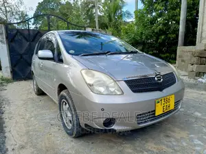 Toyota Corolla Spacio 1.5 V 2003 Gold
