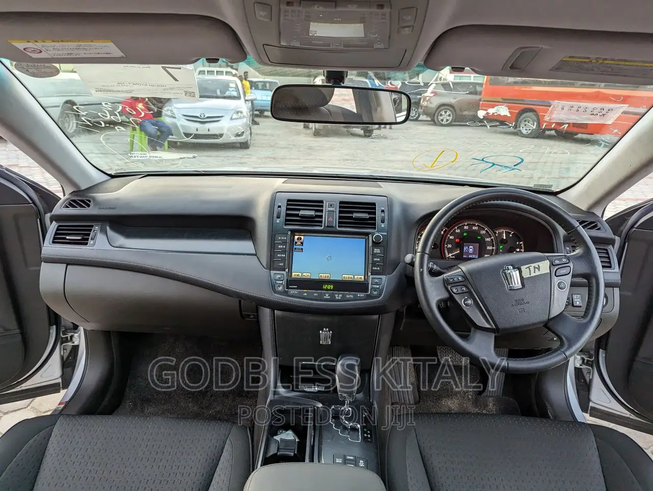 Toyota Crown 2009 Silver