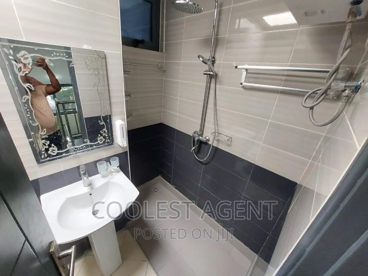 Furnished 4bdrm Bungalow in Masaki, Kinondoni for rent