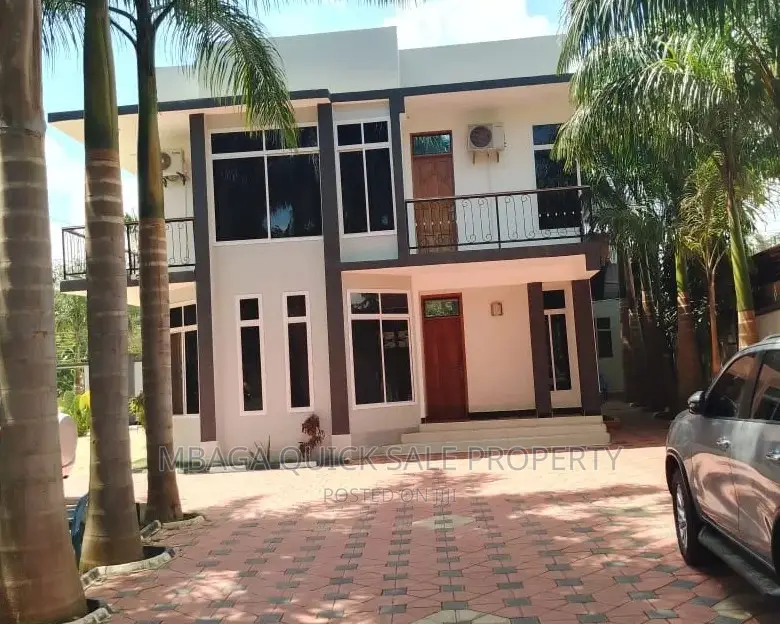 4bdrm House in Mbaga Estate, Bunju for sale