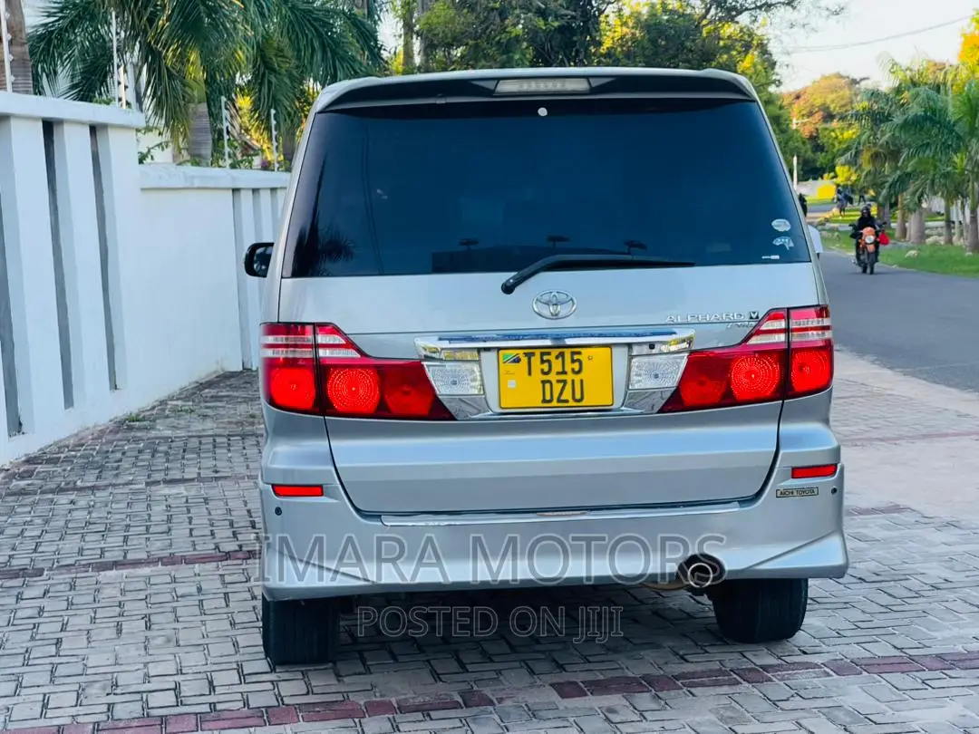 Toyota Alphard 2007 Silver
